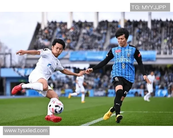 湘南海洋对阵横滨水手精彩足球直播全程回顾与赛后分析