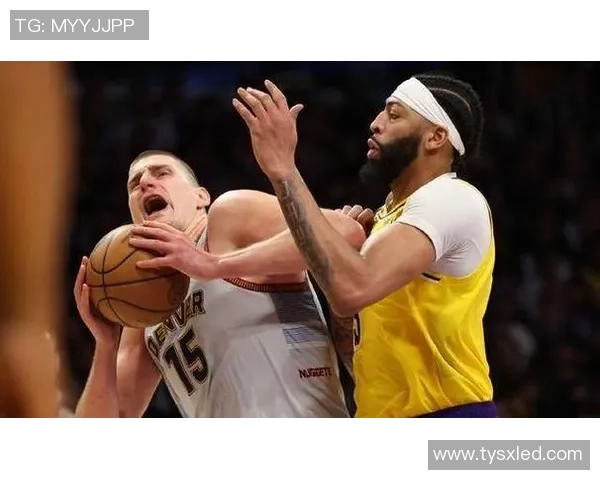 09年NBA季后赛湖人与掘金对决第三场精彩回顾与赛后分析