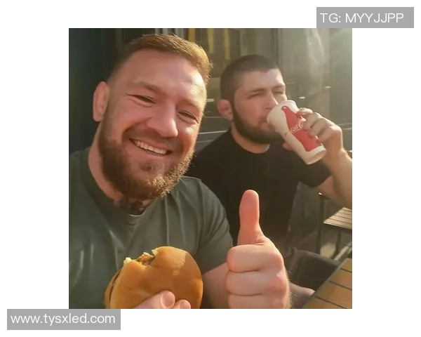 康纳与哈比布又起争端,原因竟是由于帽子? 康纳与哈比布又起争端,原因竟是由于帽子?